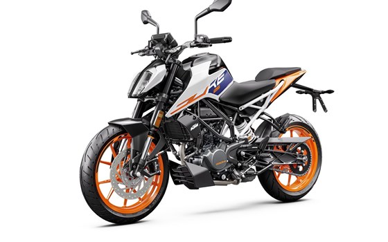 Verleihmotorrad KTM 125 Duke vom Händler Motowelt Hessen GmbH - Bild 3 Verleihmotorrad KTM 125 Duke vom Händler Motowelt Hessen GmbH - Bild 3