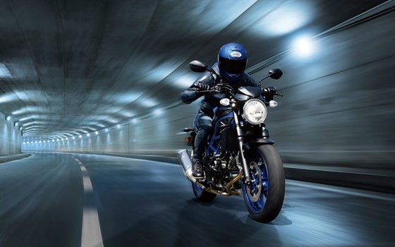 Verleihmotorrad Suzuki SV650 vom Händler Fahrzeughaus Engelhardt GmbH - Bild 6 Verleihmotorrad Suzuki SV650 vom Händler Fahrzeughaus Engelhardt GmbH - Bild 6