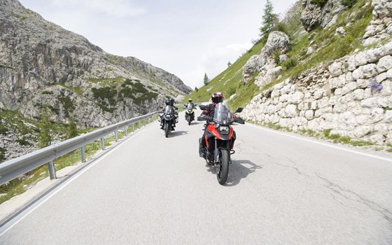 Verleihmotorrad Suzuki V-Strom 1050 XT vom Händler Fahrzeughaus Engelhardt GmbH - Bild 15 Verleihmotorrad Suzuki V-Strom 1050 XT vom Händler Fahrzeughaus Engelhardt GmbH - Bild 15