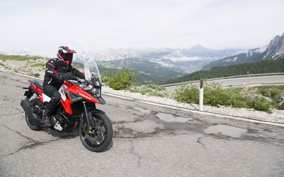 Verleihmotorrad Suzuki V-Strom 1050 XT vom Händler Fahrzeughaus Engelhardt GmbH - Bild 17 Verleihmotorrad Suzuki V-Strom 1050 XT vom Händler Fahrzeughaus Engelhardt GmbH - Bild 17