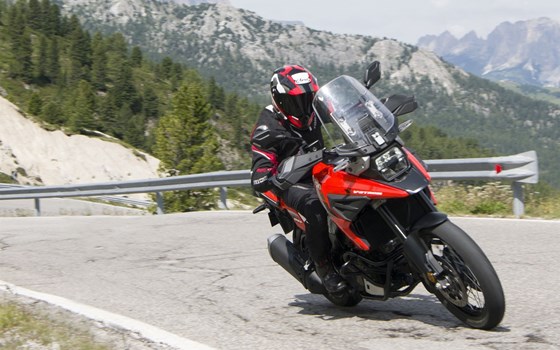 Verleihmotorrad Suzuki V-Strom 1050 XT vom Händler Fahrzeughaus Engelhardt GmbH - Bild 8 Verleihmotorrad Suzuki V-Strom 1050 XT vom Händler Fahrzeughaus Engelhardt GmbH - Bild 8