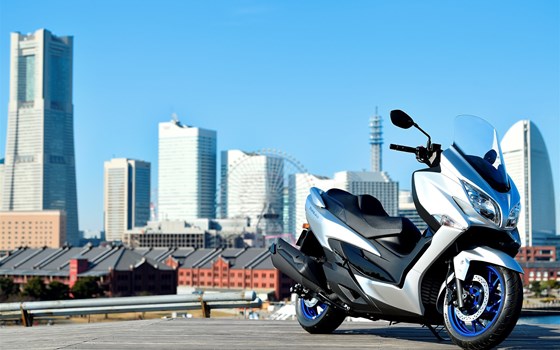 Verleihmotorrad Suzuki Burgman 400 vom Händler Fahrzeughaus Engelhardt GmbH - Bild 2 Verleihmotorrad Suzuki Burgman 400 vom Händler Fahrzeughaus Engelhardt GmbH - Bild 2