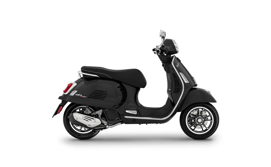 Verleihmotorrad Vespa GTS 125 Super vom Händler MK Cycle Shop GmbH & Co. KG Bild 1: Verleihmotorrad Vespa GTS 125 Super vom Händler MK Cycle Shop GmbH & Co. KG