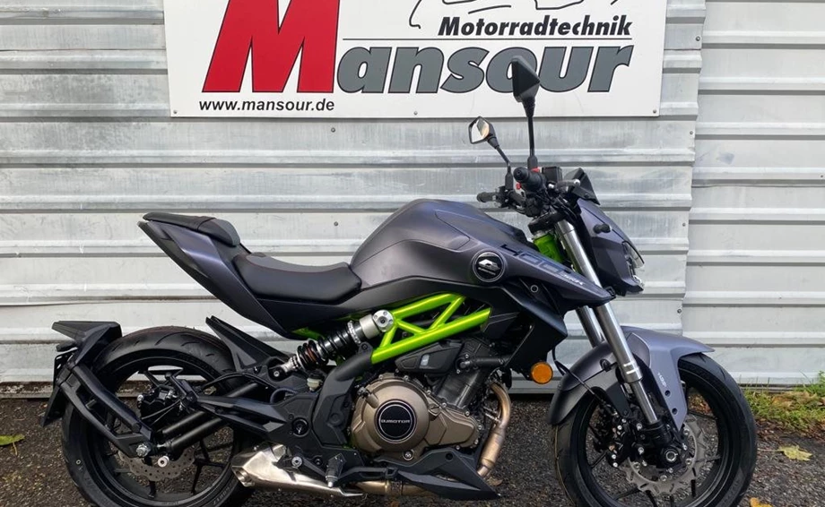 Verleihmotorrad QJ Motor SRK 400 vom Händler Mansour Motorradtechnik Bild 1: Verleihmotorrad QJ Motor SRK 400 vom Händler Mansour Motorradtechnik