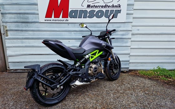Verleihmotorrad QJ Motor SRK 400 vom Händler Mansour Motorradtechnik - Bild 4 Verleihmotorrad QJ Motor SRK 400 vom Händler Mansour Motorradtechnik - Bild 4