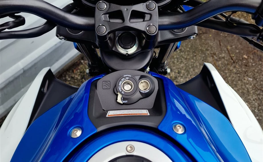Verleihmotorrad Suzuki GSX-S125 vom Händler Mansour Motorradtechnik Bild 6: Verleihmotorrad Suzuki GSX-S125 vom Händler Mansour Motorradtechnik