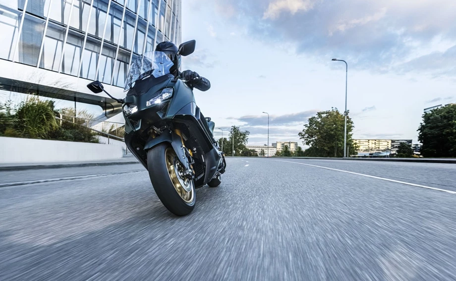 Verleihmotorrad Yamaha TMAX Tech MAX vom Händler Motorrad Rubin GmbH & Co.KG Bild 7: Verleihmotorrad Yamaha TMAX Tech MAX vom Händler Motorrad Rubin GmbH & Co.KG