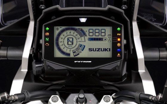 Verleihmotorrad Suzuki V-Strom 1050 vom Händler Motocenter Hegau GmbH - Bild 2 Verleihmotorrad Suzuki V-Strom 1050 vom Händler Motocenter Hegau GmbH - Bild 2