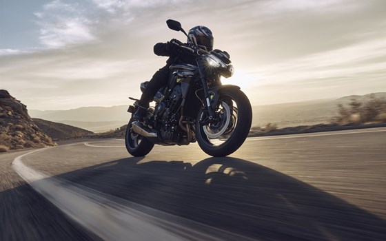 Verleihmotorrad Triumph Street Triple 765 RS vom Händler Motorrad Mayer - Bild 3