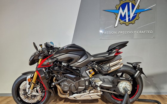 Verleihmotorrad MV Agusta Brutale 1000 RR vom Händler Motorrad Scheunpflug e.K. - Bild 6 Verleihmotorrad MV Agusta Brutale 1000 RR vom Händler Motorrad Scheunpflug e.K. - Bild 6