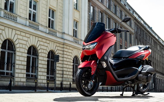 Verleihmotorrad Yamaha NMAX 125 vom Händler OK moto - Bild 4 Verleihmotorrad Yamaha NMAX 125 vom Händler OK moto - Bild 4