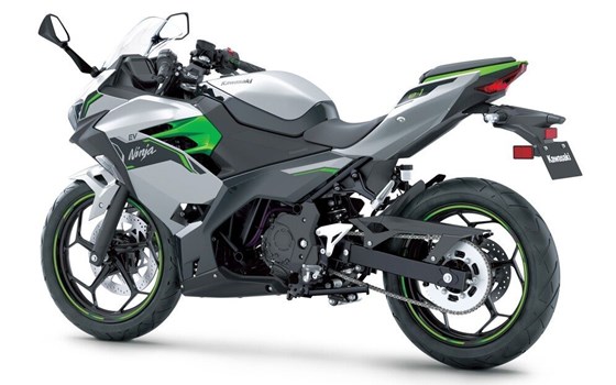 Verleihmotorrad Kawasaki Ninja e-1 vom Händler OK moto - Bild 4