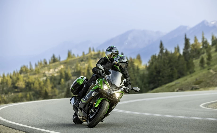Verleihmotorrad Kawasaki Ninja 1100SX SE vom Händler OK moto Bild 4: Verleihmotorrad Kawasaki Ninja 1100SX SE vom Händler OK moto