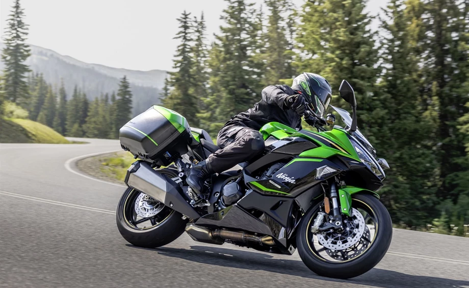 Verleihmotorrad Kawasaki Ninja 1100SX SE vom Händler OK moto Bild 6: Verleihmotorrad Kawasaki Ninja 1100SX SE vom Händler OK moto