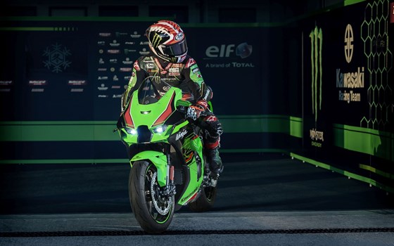Verleihmotorrad Kawasaki Ninja ZX-10R vom Händler OK moto - Bild 12 Verleihmotorrad Kawasaki Ninja ZX-10R vom Händler OK moto - Bild 12