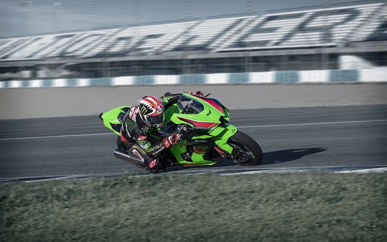 Verleihmotorrad Kawasaki Ninja ZX-10R vom Händler OK moto - Bild 6 Verleihmotorrad Kawasaki Ninja ZX-10R vom Händler OK moto - Bild 6