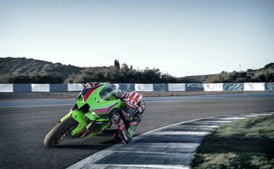 Verleihmotorrad Kawasaki Ninja ZX-10R vom Händler OK moto Bild 7: Verleihmotorrad Kawasaki Ninja ZX-10R vom Händler OK moto