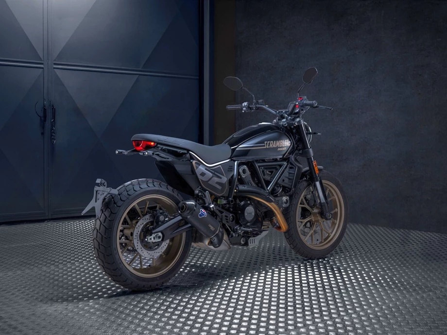 Verleihmotorrad Ducati Scrambler Full Throttle vom Händler März Motorradhandel GmbH Bild 3: Verleihmotorrad Ducati Scrambler Full Throttle vom Händler März Motorradhandel GmbH