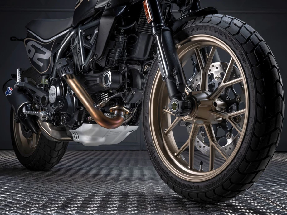 Verleihmotorrad Ducati Scrambler Full Throttle vom Händler März Motorradhandel GmbH Bild 7: Verleihmotorrad Ducati Scrambler Full Throttle vom Händler März Motorradhandel GmbH