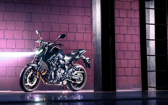 Verleihmotorrad Yamaha MT-07 Pure vom Händler M.A.D. Motorräder - Bild 18 Verleihmotorrad Yamaha MT-07 Pure vom Händler M.A.D. Motorräder - Bild 18