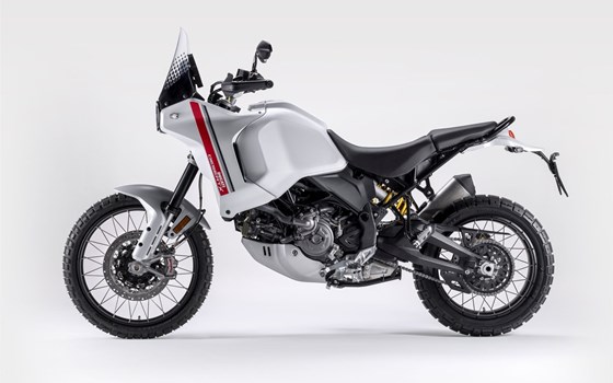 Verleihmotorrad Ducati DesertX vom Händler Witten u. Weber oHG - Bild 4 Verleihmotorrad Ducati DesertX vom Händler Witten u. Weber oHG - Bild 4