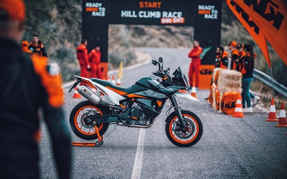Verleihmotorrad KTM 890 SMT vom Händler KM Kaczmarek Motorsport - Bild 20 Verleihmotorrad KTM 890 SMT vom Händler KM Kaczmarek Motorsport - Bild 20
