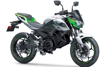 Leihmotorrad Kawasaki Z e-1