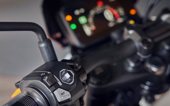 Verleihmotorrad Honda CB500F vom Händler Tempo-Zweirad-Treff GmbH - Bild 11