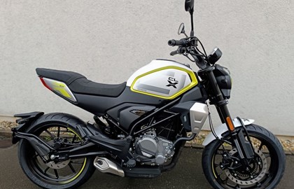 Leihmotorrad CFMOTO 300CL-X