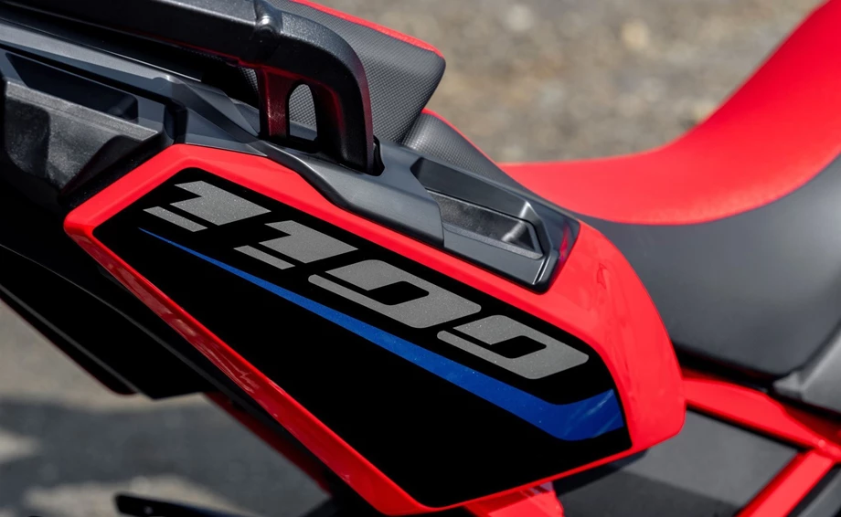 Verleihmotorrad Honda CRF1100L Africa Twin vom Händler Motorrad Zentrum Niederrhein GmbH & Co.KG Bild 10: Verleihmotorrad Honda CRF1100L Africa Twin vom Händler Motorrad Zentrum Niederrhein GmbH & Co.KG