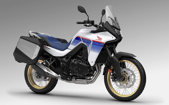 Verleihmotorrad Honda XL750 Transalp vom Händler Motorrad Zentrum Niederrhein GmbH & Co.KG - Bild 18 Verleihmotorrad Honda XL750 Transalp vom Händler Motorrad Zentrum Niederrhein GmbH & Co.KG - Bild 18