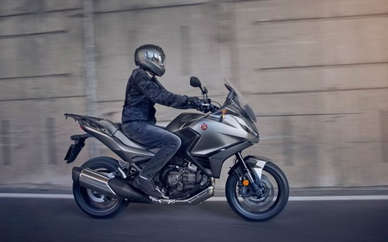 Verleihmotorrad Honda NT1100 vom Händler Motorrad Zentrum Niederrhein GmbH & Co.KG - Bild 12 Verleihmotorrad Honda NT1100 vom Händler Motorrad Zentrum Niederrhein GmbH & Co.KG - Bild 12