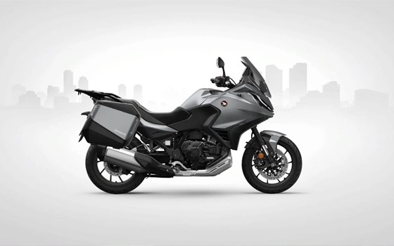 Verleihmotorrad Honda NT1100 vom Händler Motorrad Zentrum Niederrhein GmbH & Co.KG - Bild 3 Verleihmotorrad Honda NT1100 vom Händler Motorrad Zentrum Niederrhein GmbH & Co.KG - Bild 3
