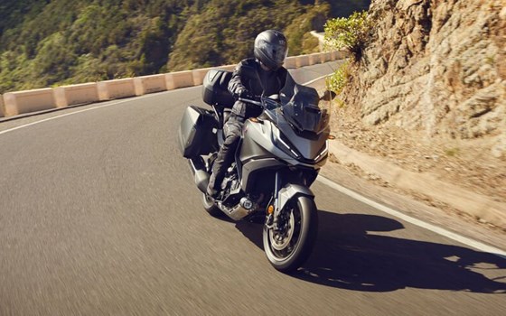 Verleihmotorrad Honda NT1100 vom Händler Motorrad Zentrum Niederrhein GmbH & Co.KG - Bild 7 Verleihmotorrad Honda NT1100 vom Händler Motorrad Zentrum Niederrhein GmbH & Co.KG - Bild 7