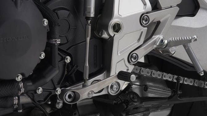 Verleihmotorrad Honda CB 1000 R vom Händler Motorrad Zentrum Niederrhein GmbH & Co.KG Bild 5: Verleihmotorrad Honda CB 1000 R vom Händler Motorrad Zentrum Niederrhein GmbH & Co.KG