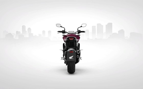 Verleihmotorrad Honda CB 1000 R vom Händler Motorrad Zentrum Niederrhein GmbH & Co.KG - Bild 8 Verleihmotorrad Honda CB 1000 R vom Händler Motorrad Zentrum Niederrhein GmbH & Co.KG - Bild 8