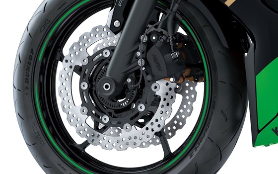 Verleihmotorrad Kawasaki Ninja 650 vom Händler Kawasaki Motorräder Südhessen GmbH - Bild 6 Verleihmotorrad Kawasaki Ninja 650 vom Händler Kawasaki Motorräder Südhessen GmbH - Bild 6