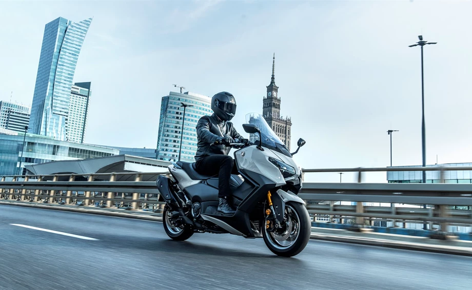 Verleihmotorrad Yamaha TMAX 560 Tech Max vom Händler Motorradfachgeschäft Jörg Brandtstädter Bild 1: Verleihmotorrad Yamaha TMAX 560 Tech Max vom Händler Motorradfachgeschäft Jörg Brandtstädter
