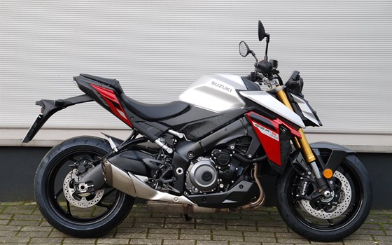 Verleihmotorrad Suzuki GSX-S1000 vom Händler Motorrad Kröber - Bild 1 Verleihmotorrad Suzuki GSX-S1000 vom Händler Motorrad Kröber - Bild 1