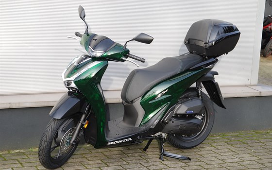 Verleihmotorrad Honda SH125i vom Händler Motorrad Kröber - Bild 10 Verleihmotorrad Honda SH125i vom Händler Motorrad Kröber - Bild 10