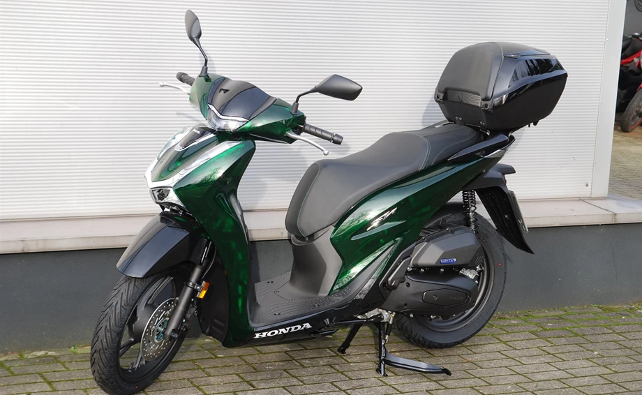 Verleihmotorrad Honda SH125i vom Händler Motorrad Kröber Bild 10: Verleihmotorrad Honda SH125i vom Händler Motorrad Kröber