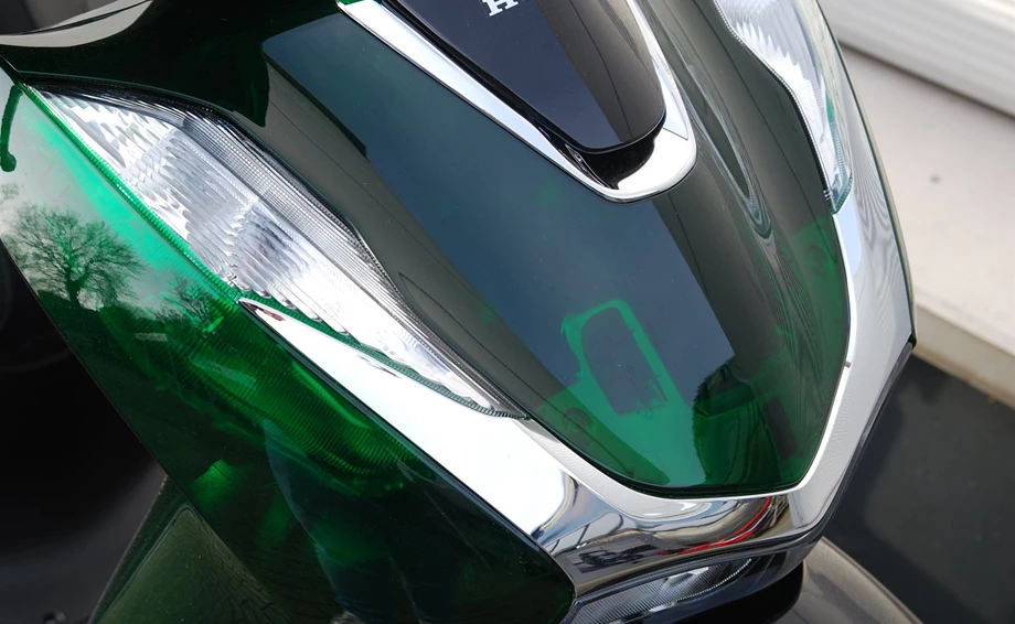 Verleihmotorrad Honda SH125i vom Händler Motorrad Kröber Bild 15: Verleihmotorrad Honda SH125i vom Händler Motorrad Kröber