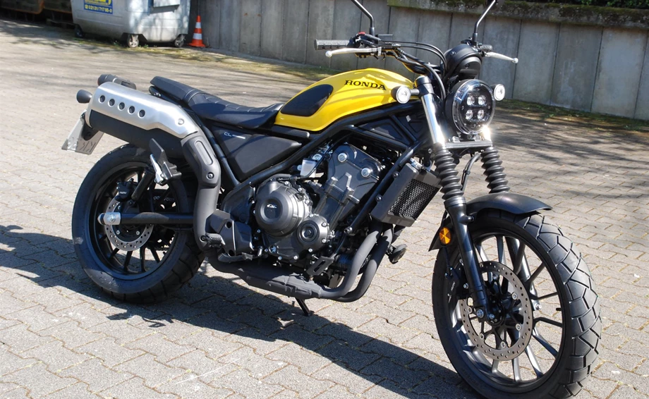 Verleihmotorrad Honda CL500 vom Händler Motorrad Kröber Bild 3: Verleihmotorrad Honda CL500 vom Händler Motorrad Kröber