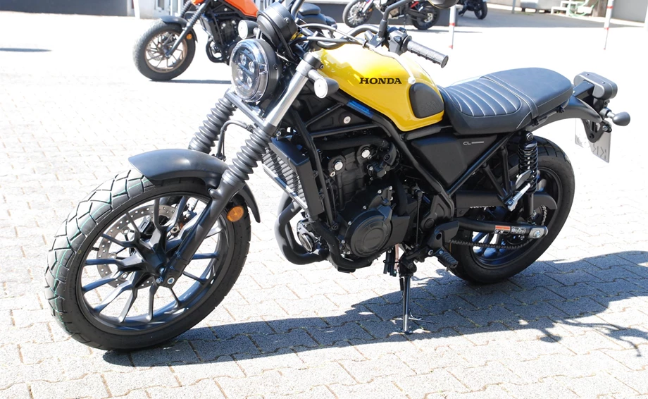 Verleihmotorrad Honda CL500 vom Händler Motorrad Kröber Bild 6: Verleihmotorrad Honda CL500 vom Händler Motorrad Kröber