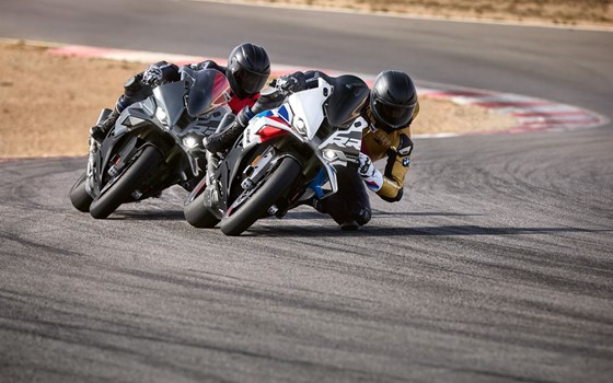 Verleihmotorrad BMW S 1000 RR vom Händler Auto-Leebmann GmbH - Bild 1