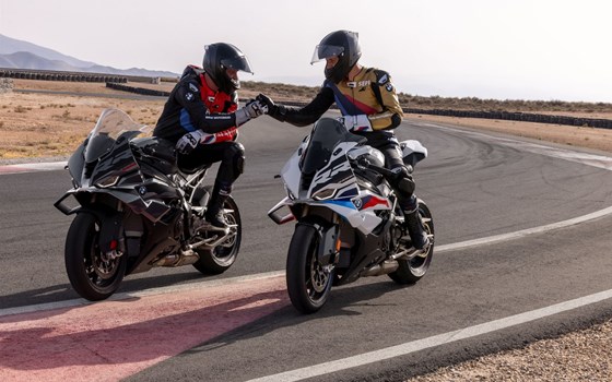 Verleihmotorrad BMW S 1000 RR vom Händler Auto-Leebmann GmbH - Bild 2