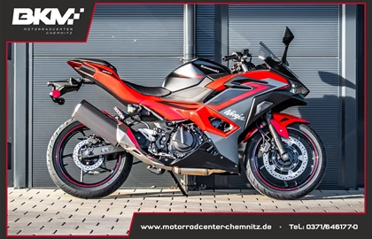Leihmotorrad Kawasaki Ninja 500 SE Leihmotorrad Kawasaki Ninja 500 SE