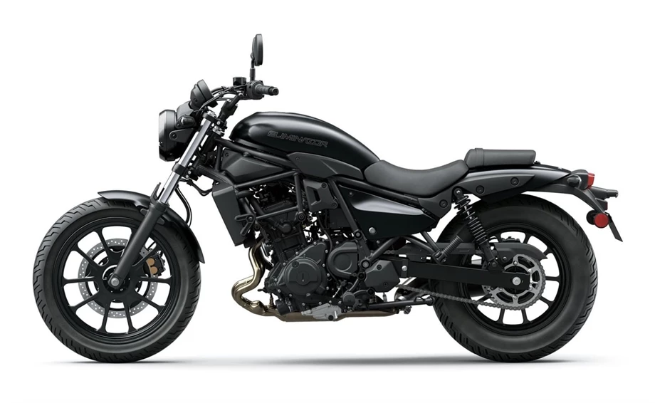 Verleihmotorrad Kawasaki Eliminator 500 vom Händler Motocenter Hegau GmbH Bild 3: Verleihmotorrad Kawasaki Eliminator 500 vom Händler Motocenter Hegau GmbH