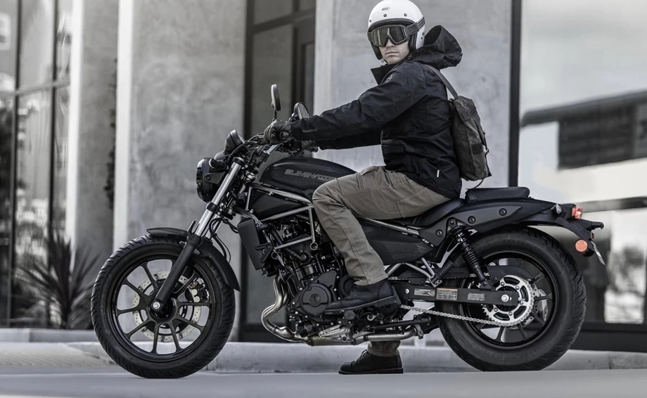 Verleihmotorrad Kawasaki Eliminator 500 vom Händler Motorrad Sell & Schepers GmbH Bild 10: Verleihmotorrad Kawasaki Eliminator 500 vom Händler Motorrad Sell & Schepers GmbH