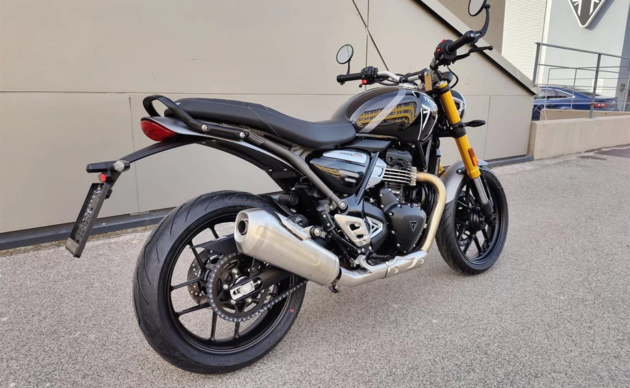 Verleihmotorrad Triumph Speed 400 vom Händler IL MOTO  Motorradhandel und Reparaturwerkstätte GesmbH Bild 4: Verleihmotorrad Triumph Speed 400 vom Händler IL MOTO  Motorradhandel und Reparaturwerkstätte GesmbH